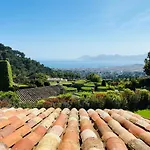 Luxury Villa In Cannes With Swimming Pool & Sea View